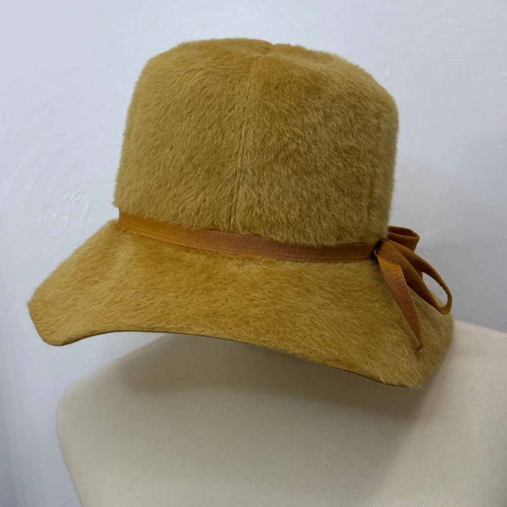 Vintage Golden Yellow Betmar Hat - Picture 9 of 17